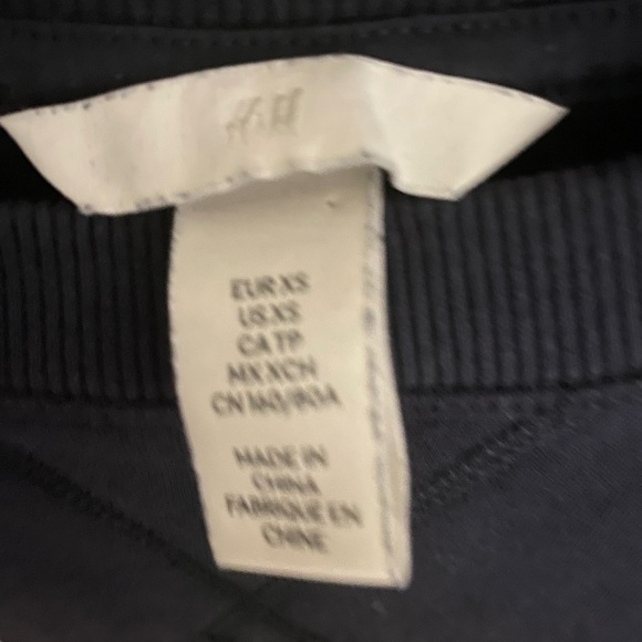 H&M Navy Blue SOHO 1971 Sweatshirt – Size XS - Picture 3 of 7